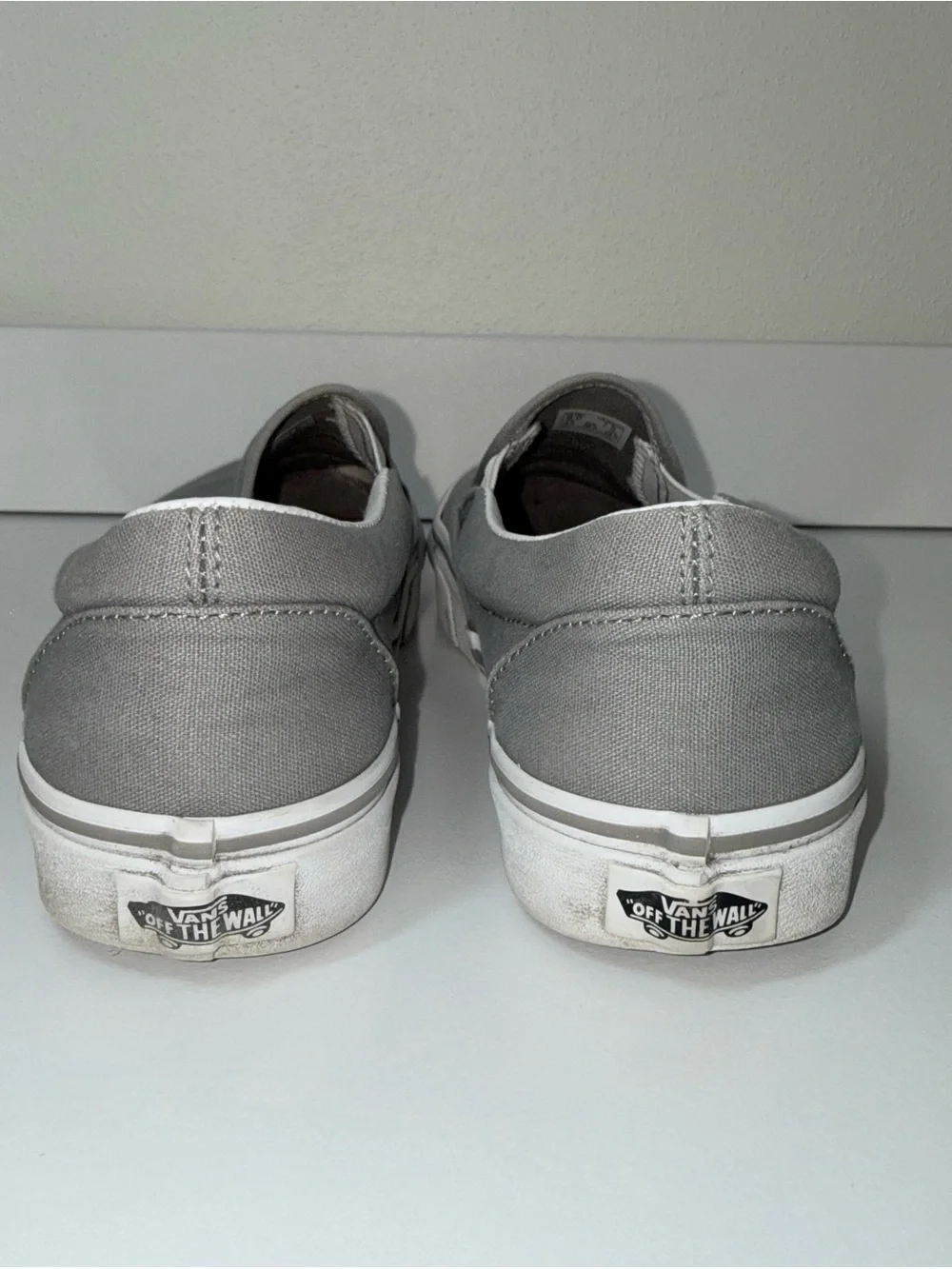 Vans Asher Charcoal Gray Slip On Classic Sneakers Unisex 7.5 Women’s 6 Men’s